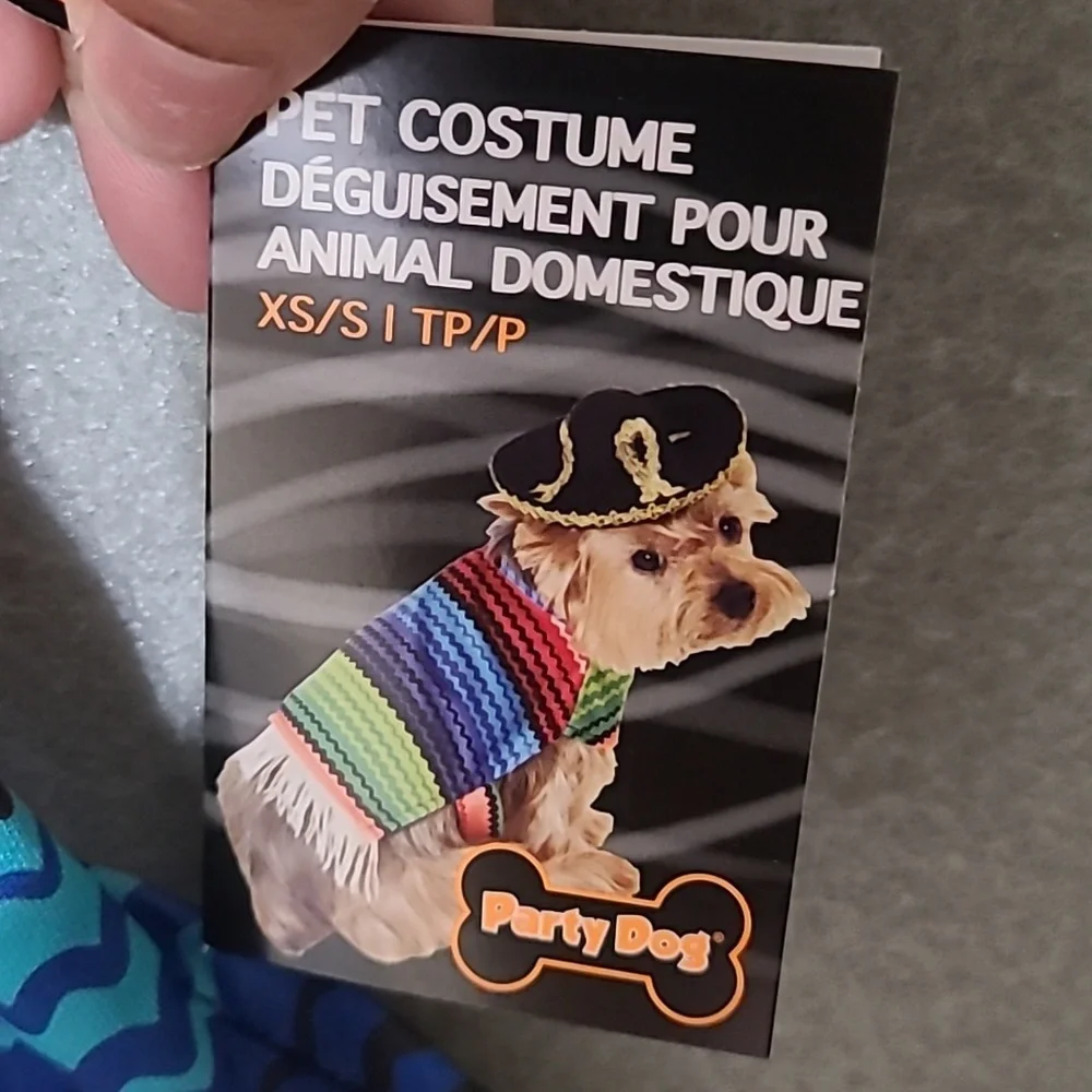 PARTY DOG -‎ Colorful Dog Hat & Poncho with Fringe  Costume - Size XS/S - NEW